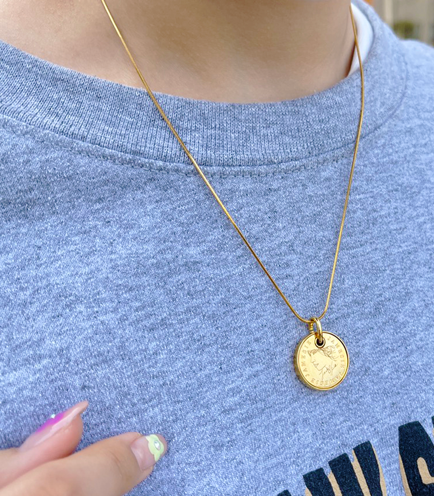 テラスハウス長谷川ミラがmila Jamesie COIN / Goldを着用している拡大写真