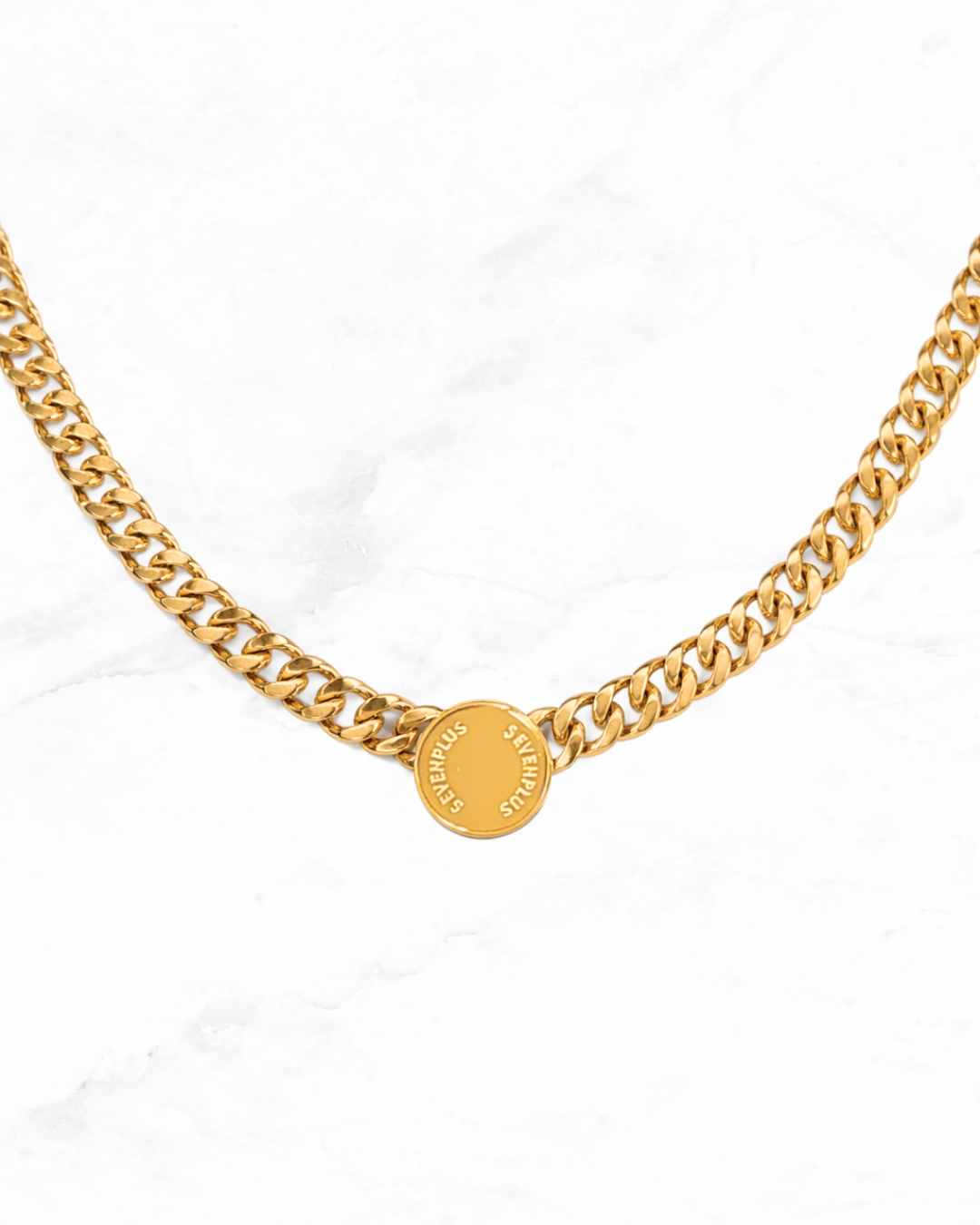 Luna  gans（ルナ・ガンス）