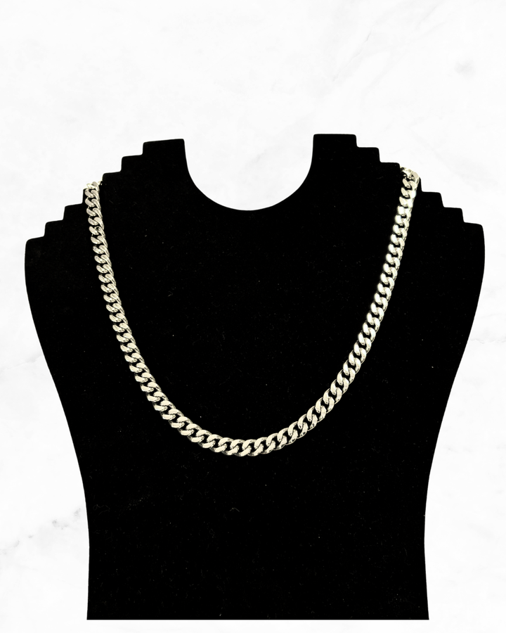 Luna catena  Moles（ルナ・カテナ・モーレス）