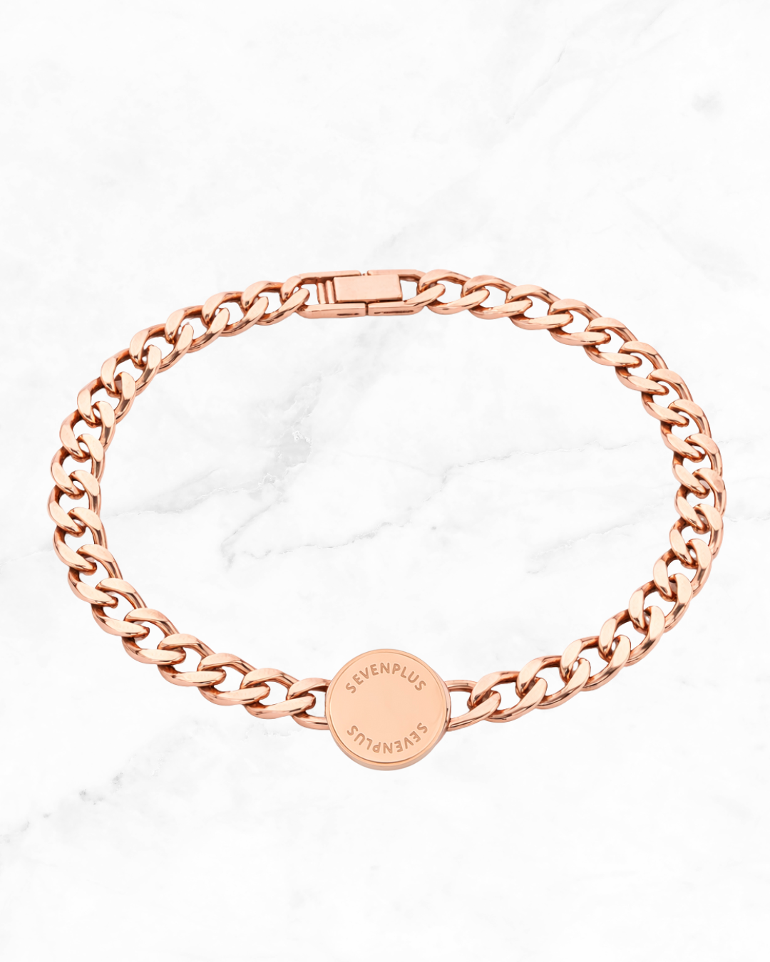 Amilla gans（アミラ・ガンス）