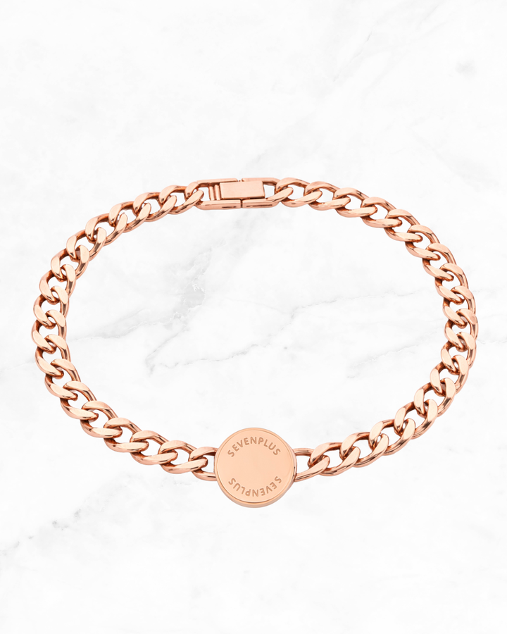 Amilla gans（アミラ・ガンス）