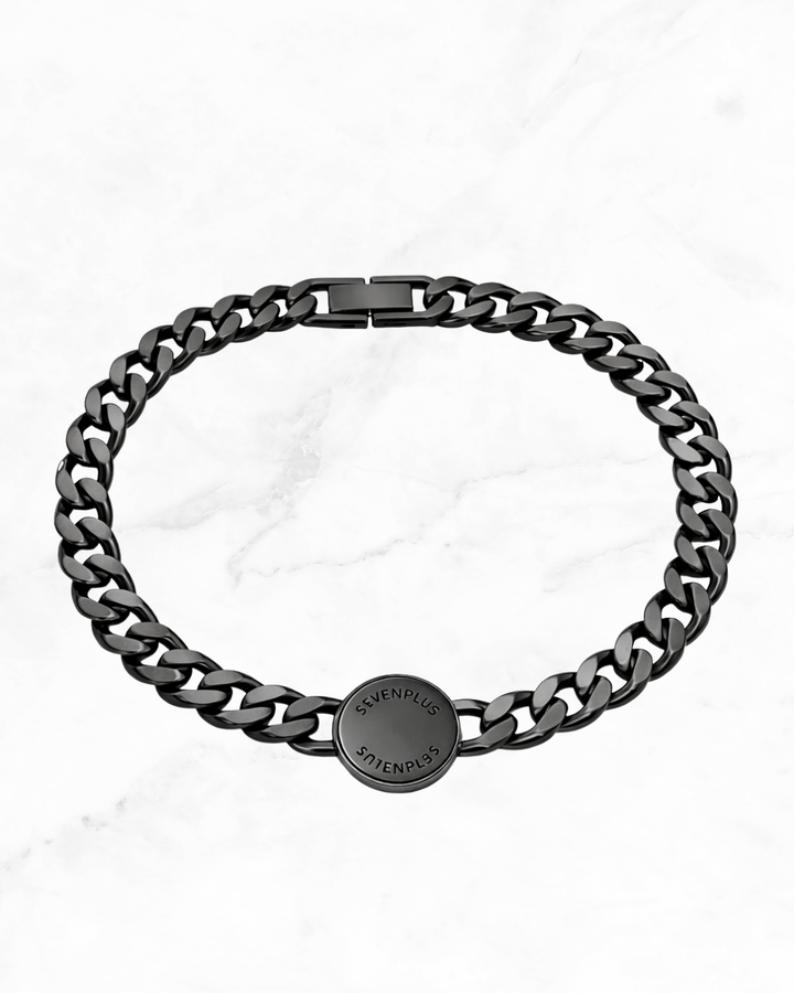 Amilla gans（アミラ・ガンス）